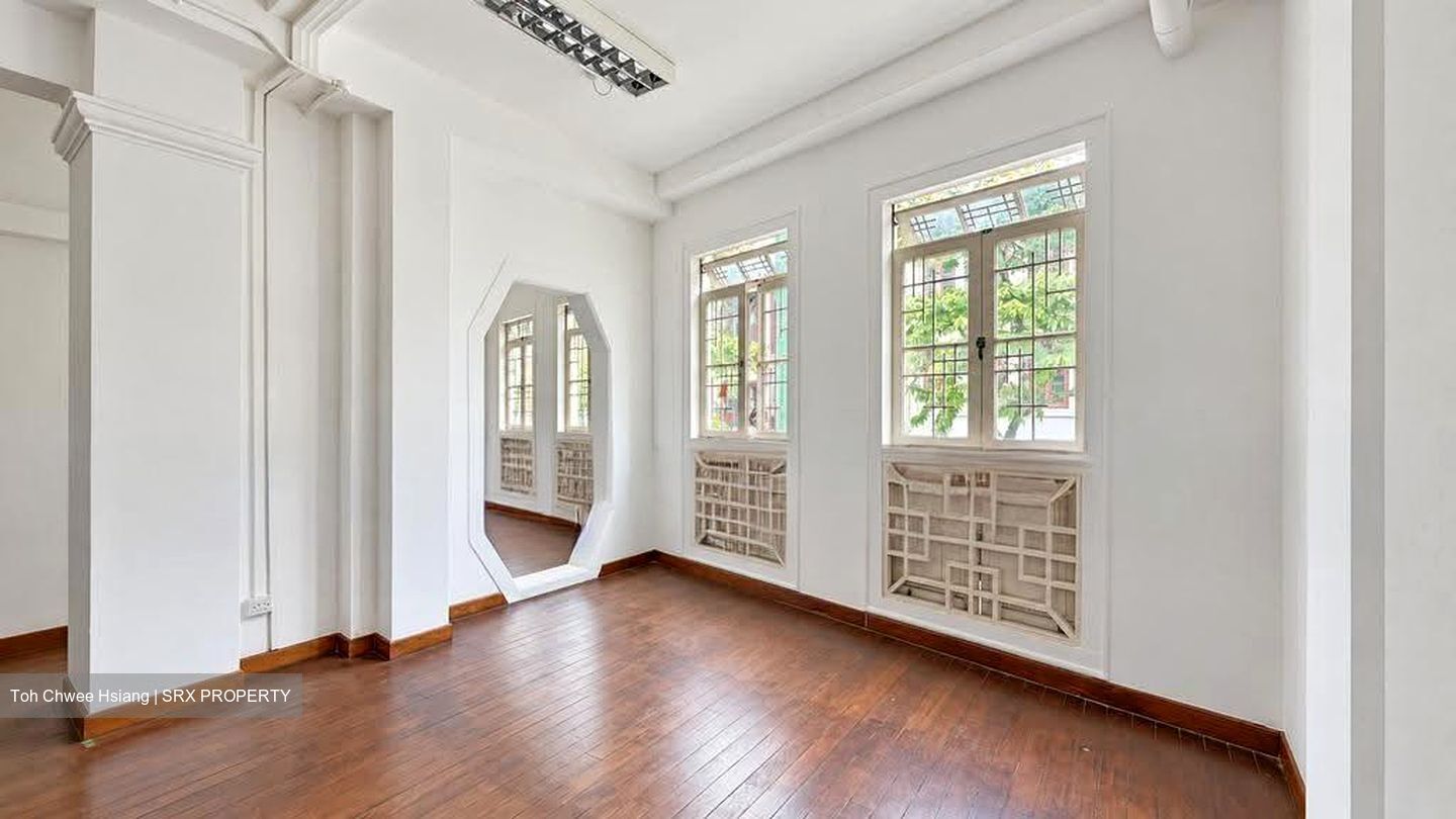 Clarke Quay MRT (D1), Office #629285651